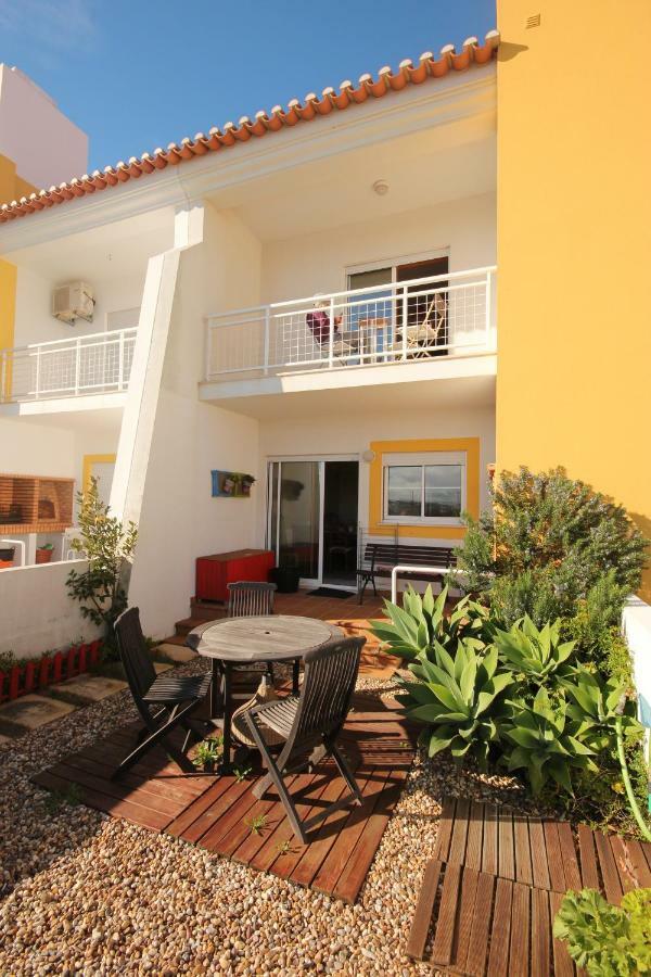 Surf House Baleal Bed and Breakfast Exterior foto